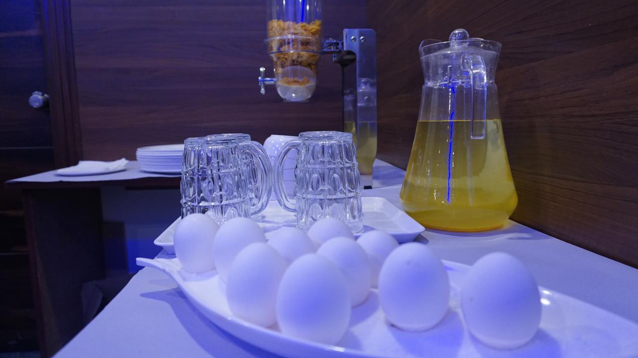 Daffodil Delight - Manyata Tech Park Hotel Bangalore Buitenkant foto