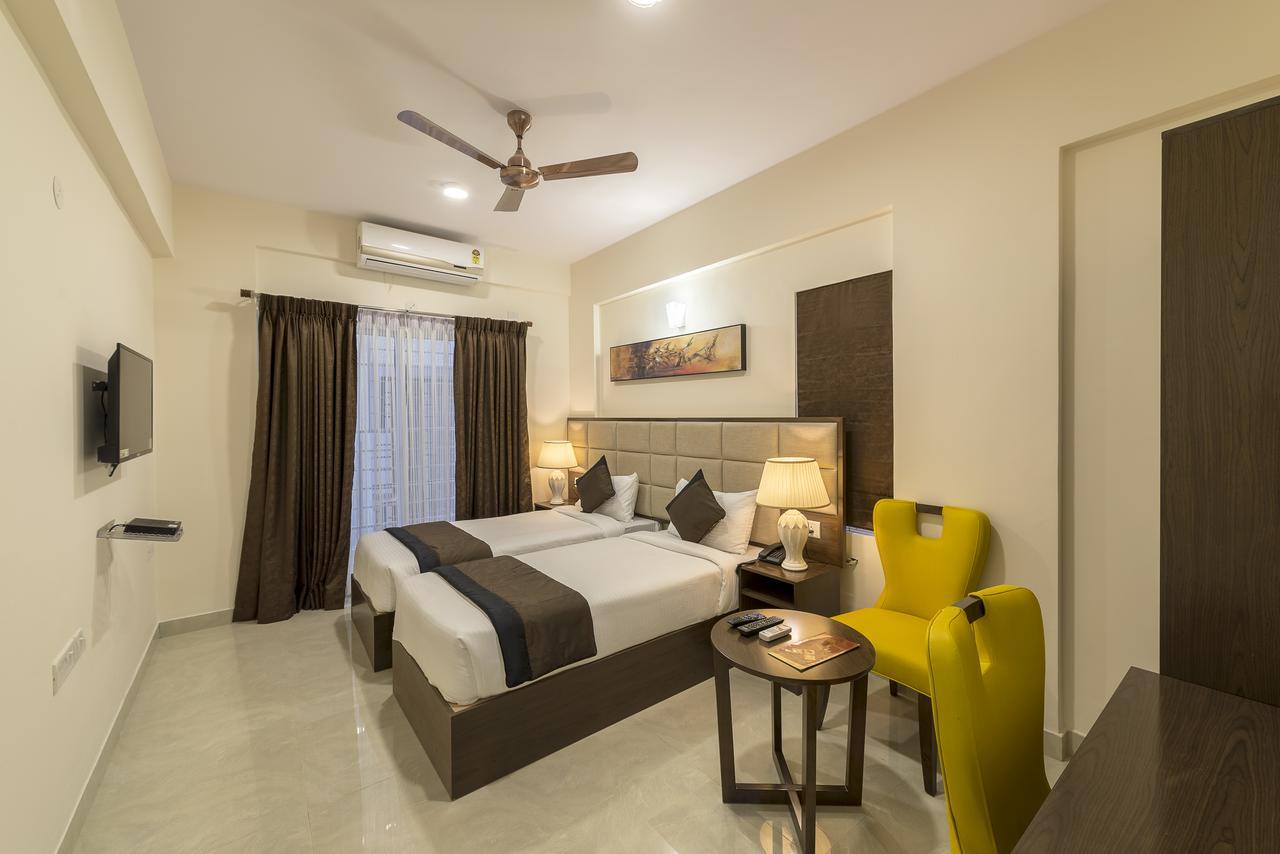 Daffodil Delight - Manyata Tech Park Hotel Bangalore Buitenkant foto