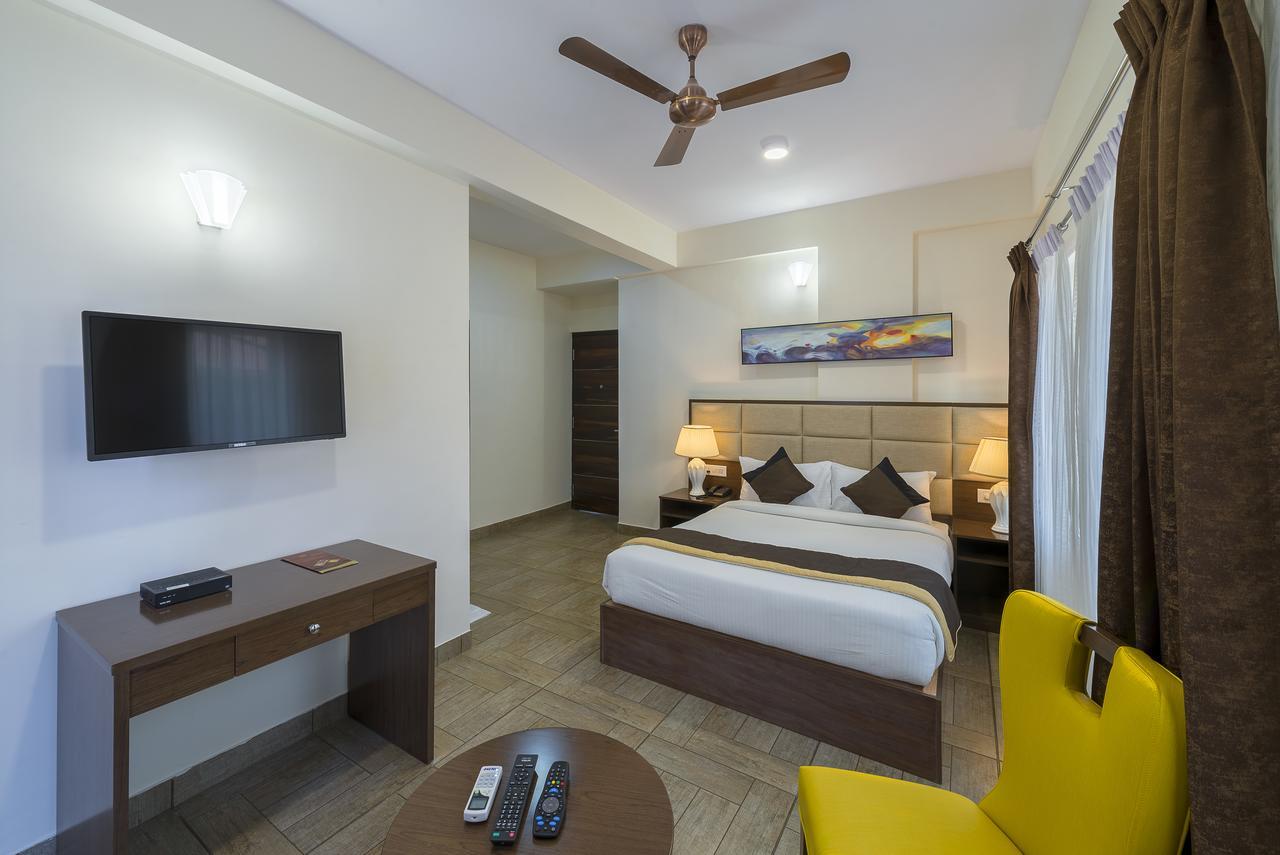 Daffodil Delight - Manyata Tech Park Hotel Bangalore Buitenkant foto