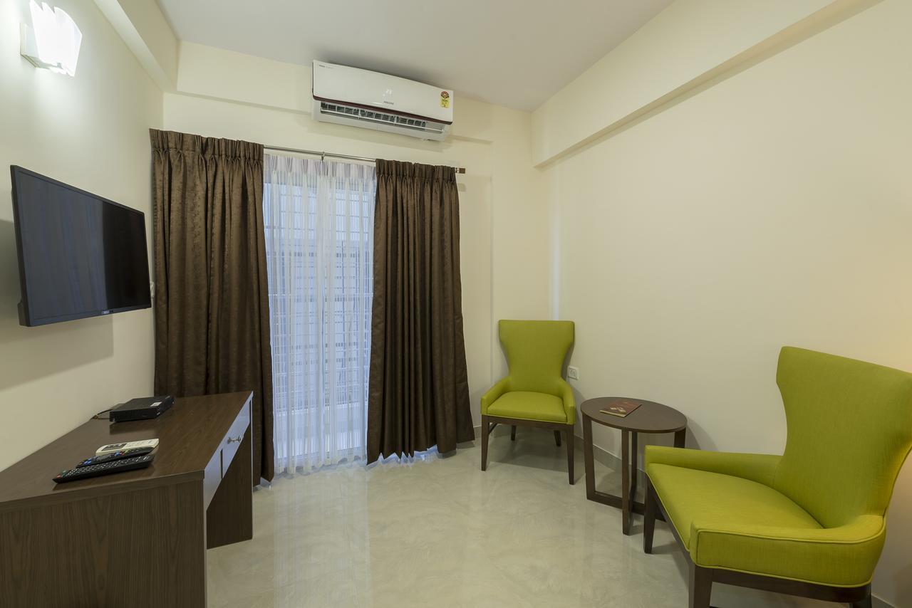 Daffodil Delight - Manyata Tech Park Hotel Bangalore Buitenkant foto