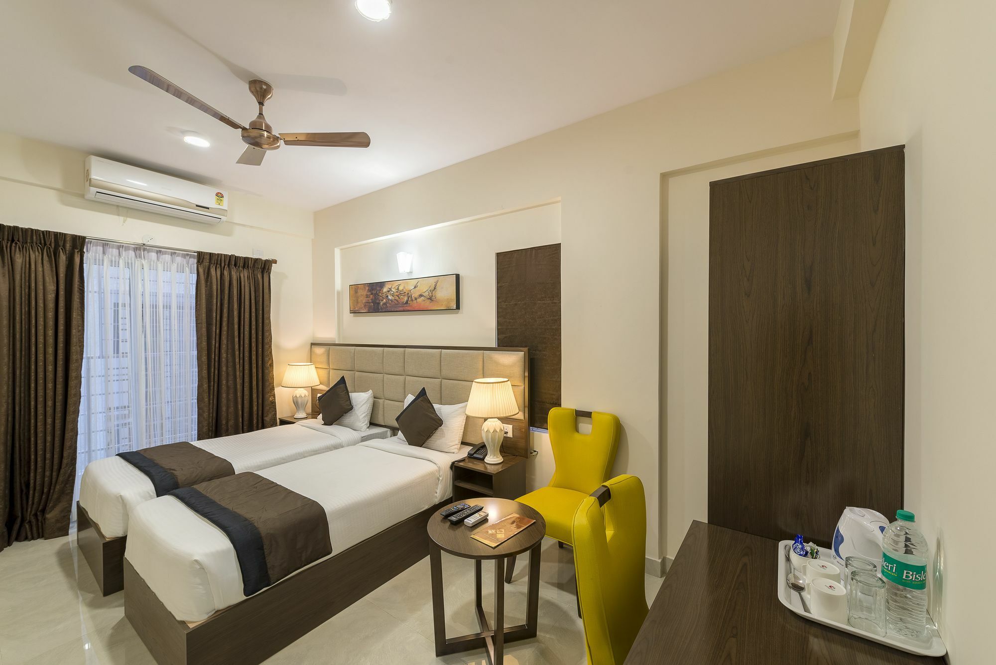 Daffodil Delight - Manyata Tech Park Hotel Bangalore Buitenkant foto